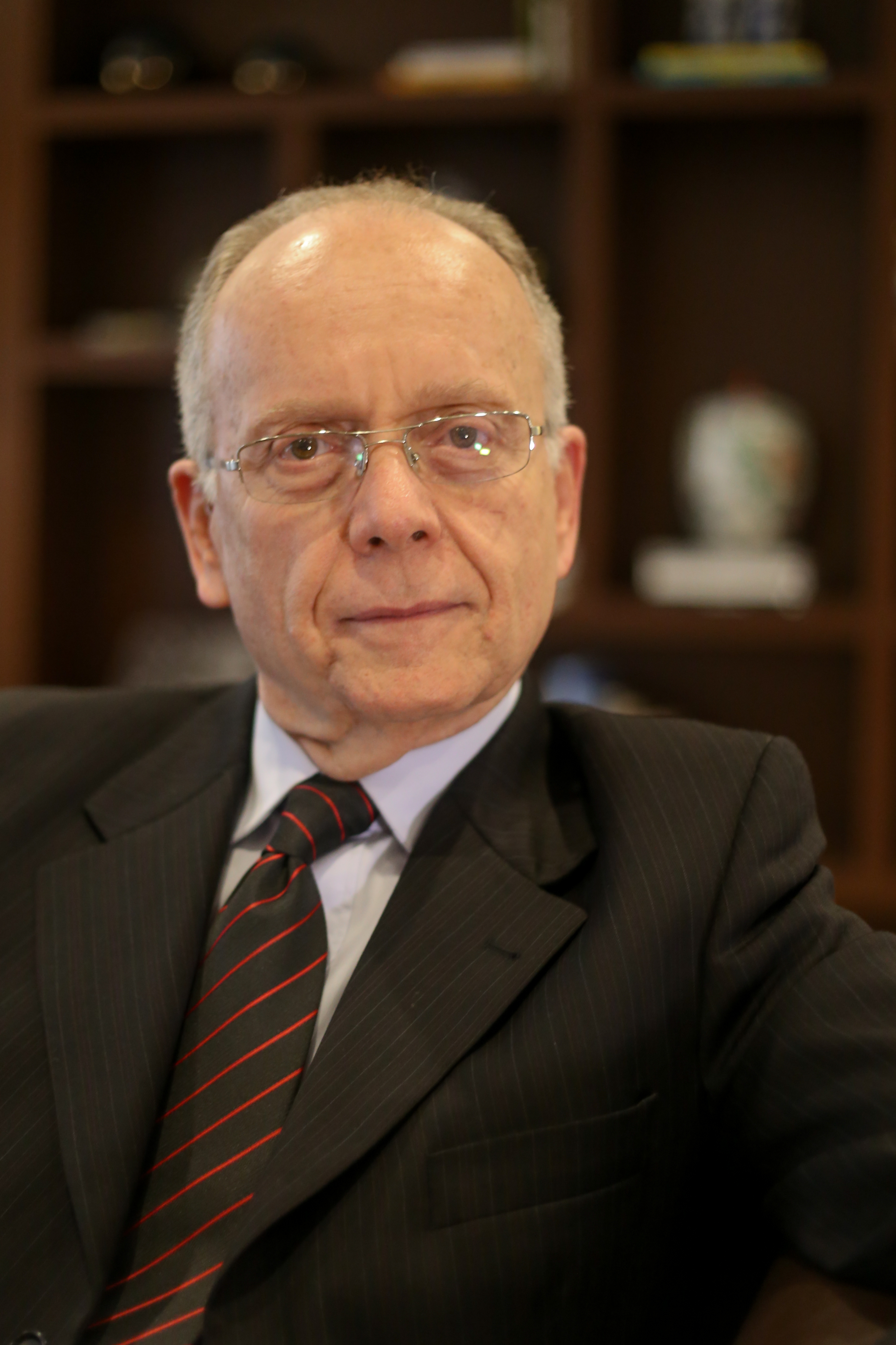 Dr. Paulo Roberto Grimaldi Oliveira